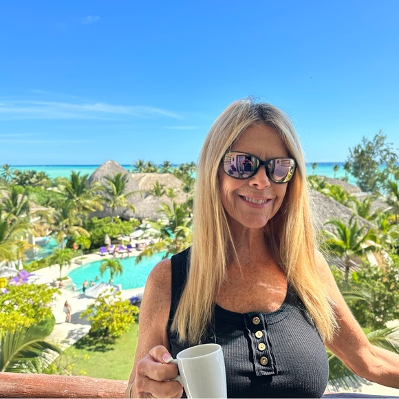 Meet your Posher, Jodi - Picture 1 of 1